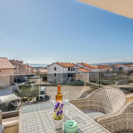 Apartments Sunrise Krk คิร์ก ภายนอก รูปภาพ