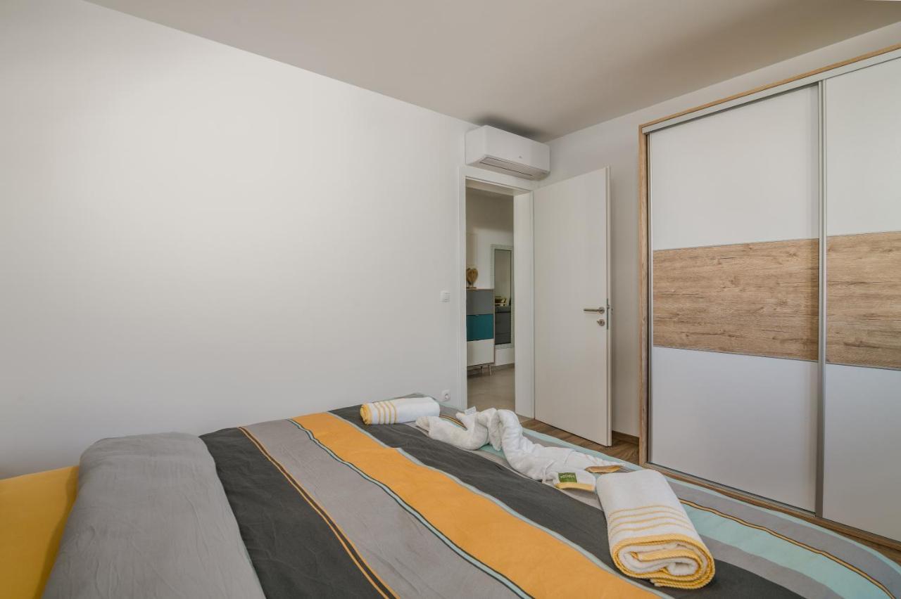 Apartments Sunrise Krk คิร์ก ภายนอก รูปภาพ